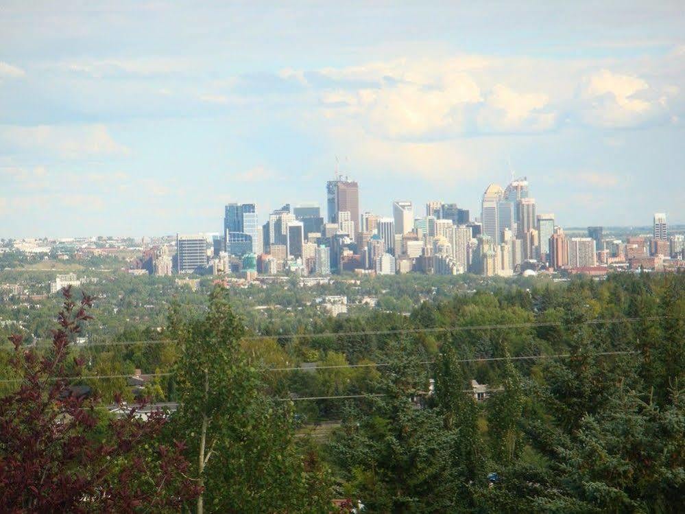 Olympic Suites YYC Exteriör bild